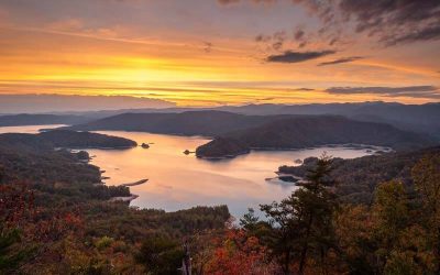 Enjoy Fall 2018 With Eclectic Sun @ Lake Jocassee